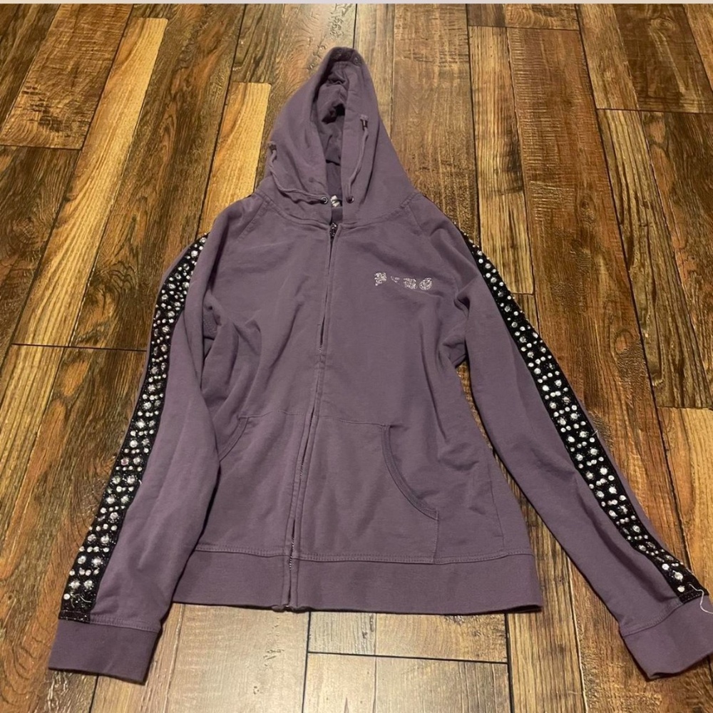 BCBG SWEATER
